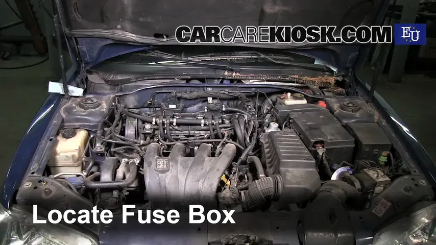 2002 Peugeot 306 Meridian 1.8L 4 Cyl. Fuse (Engine) Check